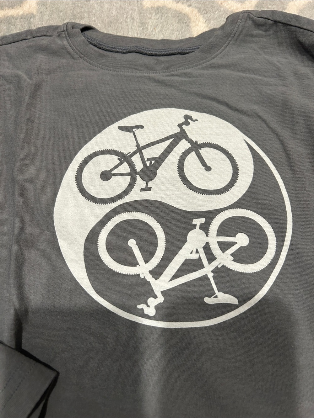 2 Like New Tea Collection Boys Long Sleeve Graphic Tees - Picture 2 of 6